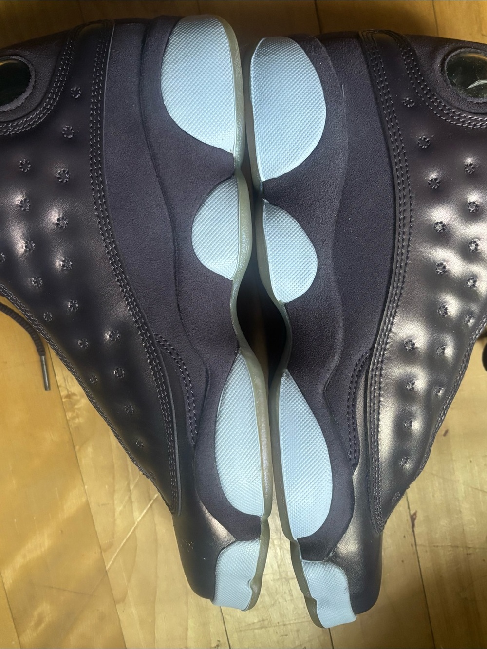 Jordan Men's Navy and Light Blue Basketball Sneakers